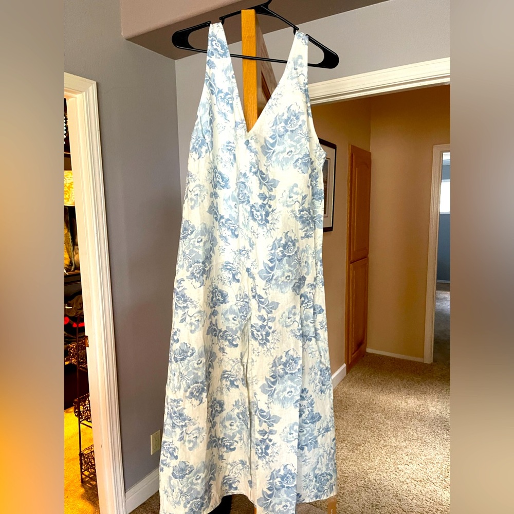 Dress:  Reformation Monique in Teacup